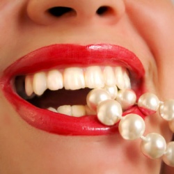 Здоровые зубы и десна